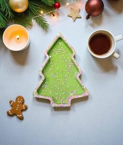 Christmas tree shaped tray, Trinket tray, Epoxy tree, Xmas candy dish, Glitter resin, Unique Xmas decor, Gifts for friend, Jewelry dish